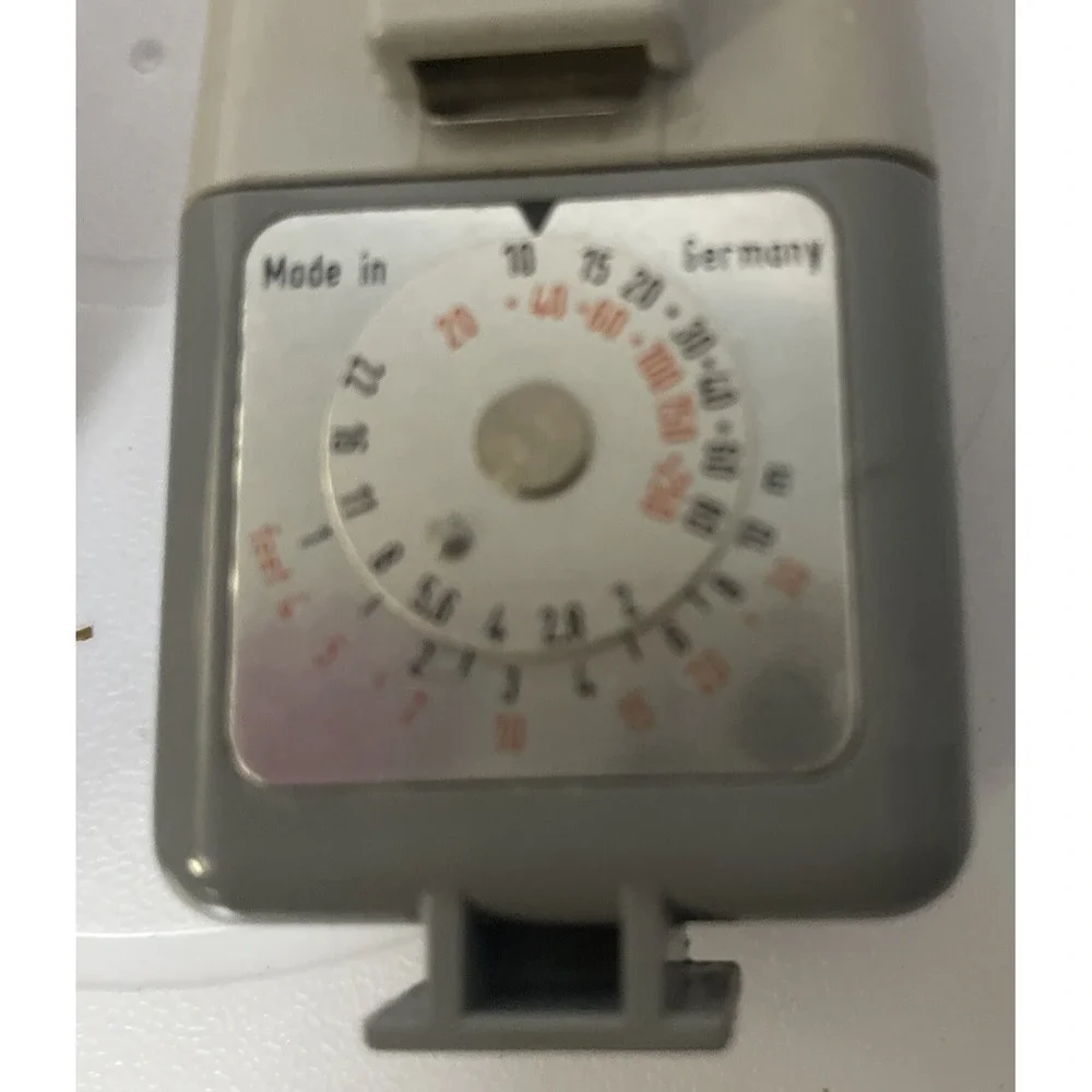 Vintage ZEISS IKON Ikoblitz‎ 4 in Original Box Germany Pre-Owned no Flash bulb
